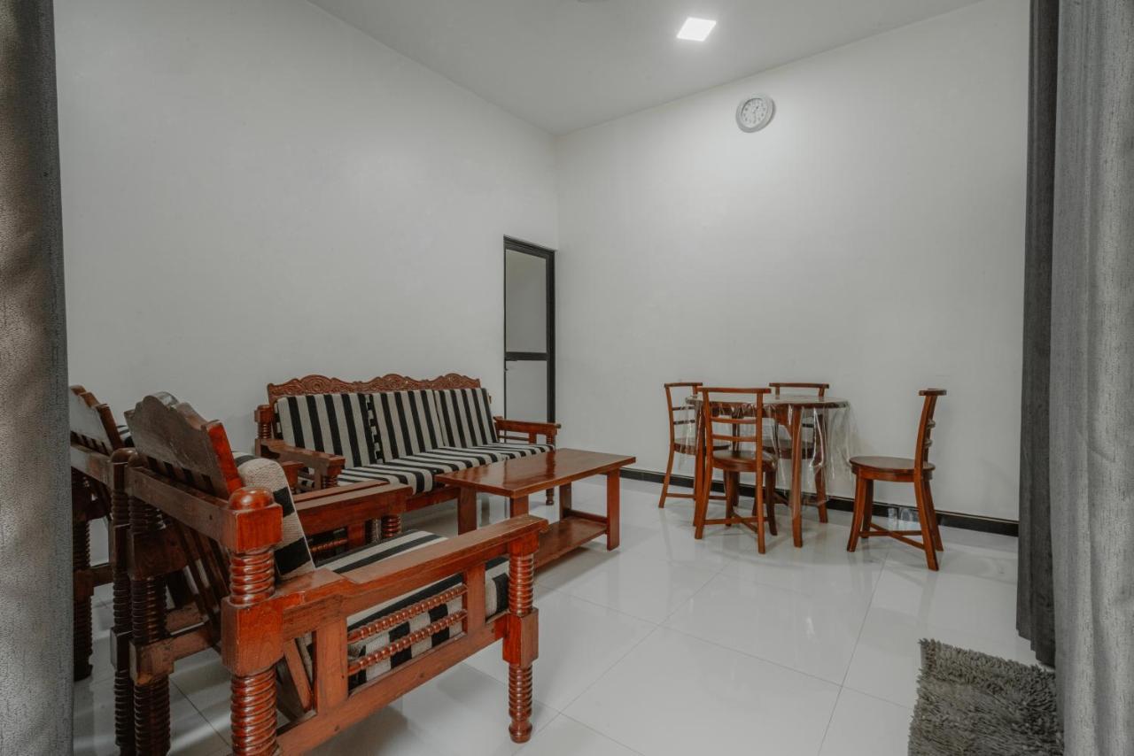 Sri Construction Circuit Bungalow Batticaloa Esterno foto