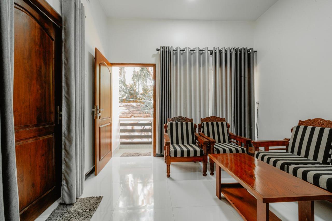 Sri Construction Circuit Bungalow Batticaloa Esterno foto