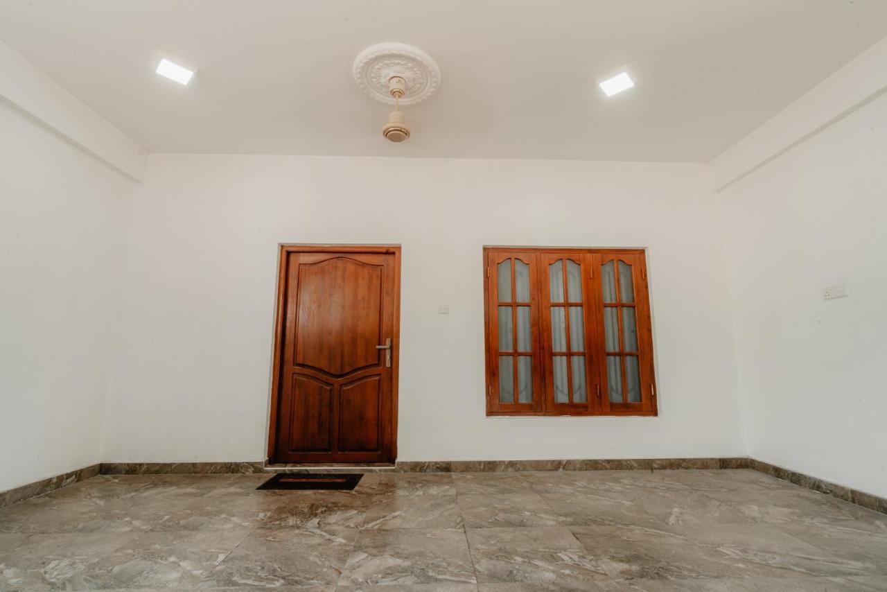 Sri Construction Circuit Bungalow Batticaloa Esterno foto