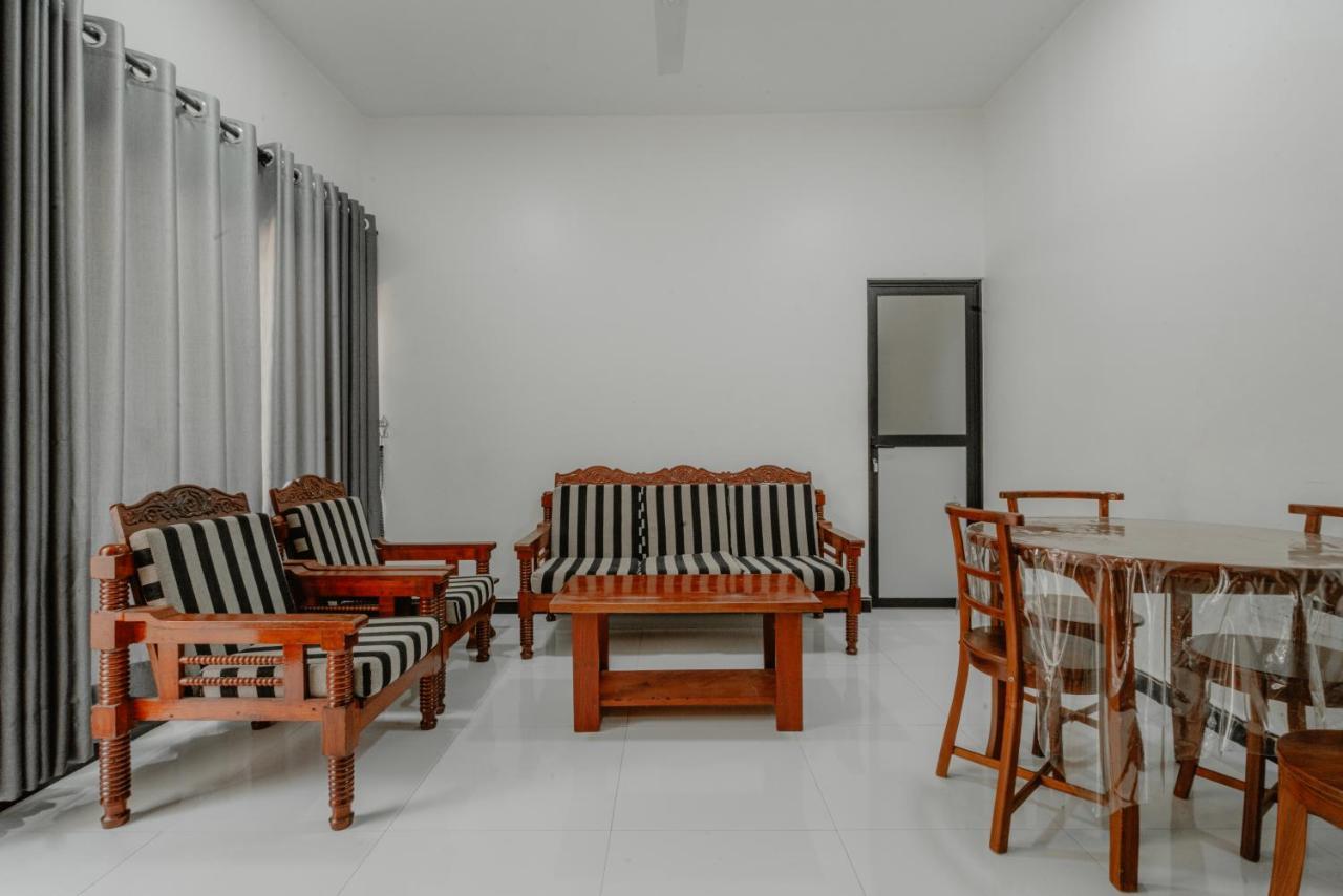 Sri Construction Circuit Bungalow Batticaloa Esterno foto